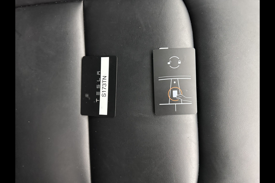 Tesla Model 3 Standard RWD Plus 60 kWh (INCL-BTW) Aut. *PANO | AUTO-PILOT | FULL-LEATHER | KEYLESS | FULL-LED | MEMORY-PACK | SURROUND-VIEW | DAB | CARPLAY | DIGI-COCKPIT | LANE-ASSIST | COMFORT-SEATS | 19"ALU*