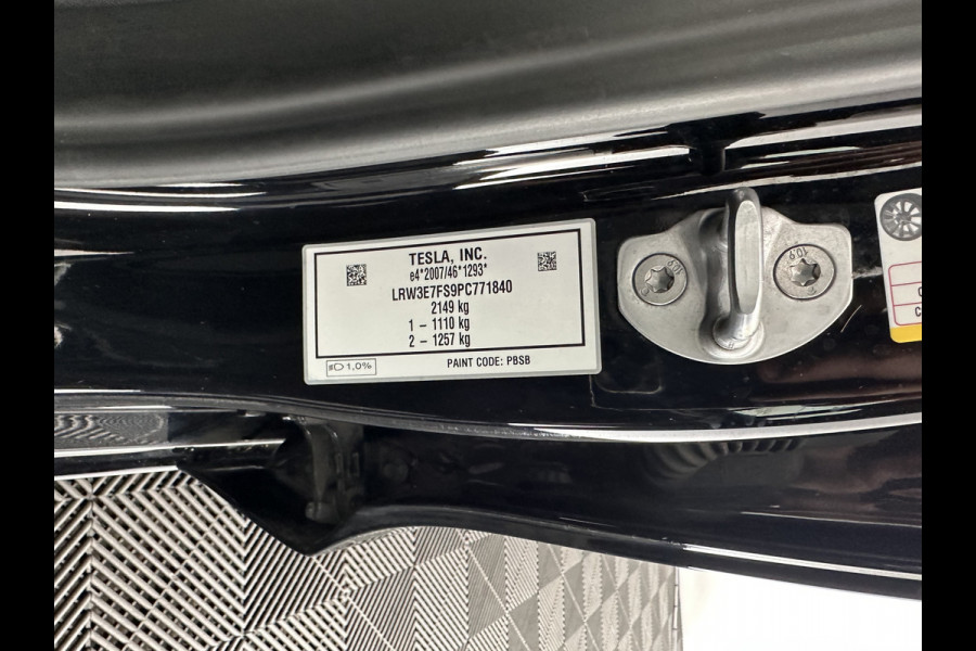 Tesla Model 3 Standard RWD Plus 60 kWh (INCL-BTW) Aut. *PANO | AUTO-PILOT | FULL-LEATHER | KEYLESS | FULL-LED | MEMORY-PACK | SURROUND-VIEW | DAB | CARPLAY | DIGI-COCKPIT | LANE-ASSIST | COMFORT-SEATS | 19"ALU*