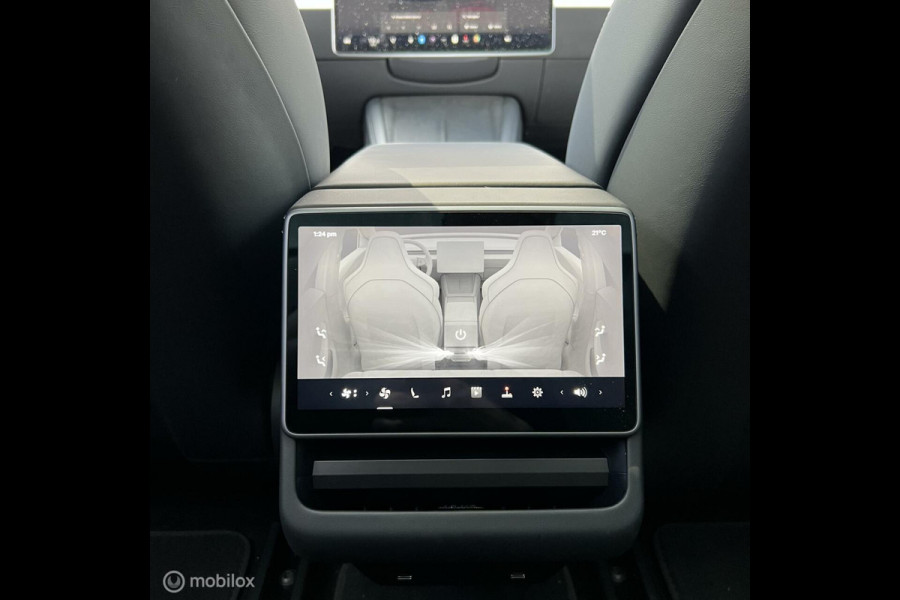 Tesla Model 3 Performance 2024 MiC PILLAR DELETE RAMEN TINT