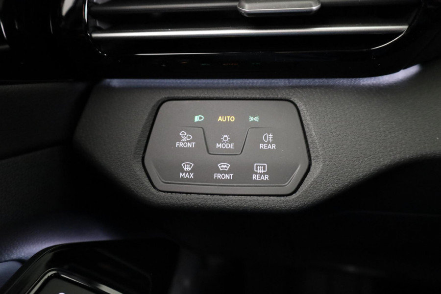 Volkswagen ID.4 Pro Limited Edition 77 kWh | Achteruitrijcamera | Led matrix | Navigatie | Elektrische Achterklep |