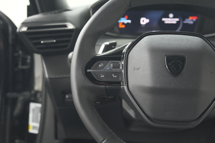 Peugeot 2008 Hybrid 136 e-DCS6 Allure | 360 Camera | Adaptieve Cruise Control | Dodehoekdetectie | Navigatie