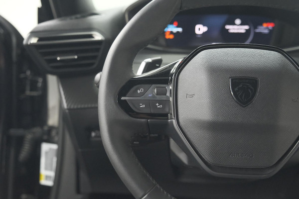Peugeot 2008 Hybrid 136 e-DCS6 Allure | 360 Camera | Adaptieve Cruise Control | Dodehoekdetectie | Navigatie