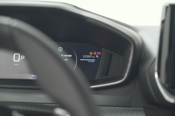Peugeot 2008 Hybrid 136 e-DCS6 Allure | 360 Camera | Adaptieve Cruise Control | Dodehoekdetectie | Navigatie