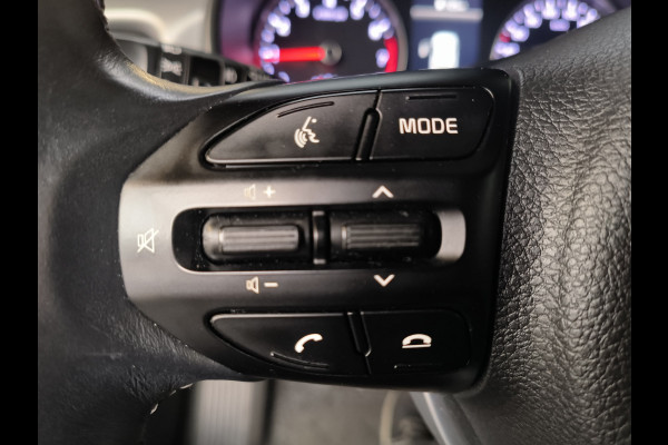 Kia Rio 1.0 T-GDi MHEV DynamicLine uit 2022 Rijklaar + Fabrieksgarantie tot 04-2029 Henk Jongen Auto's in Helmond,  al 50 jaar service zoals 't hoort!