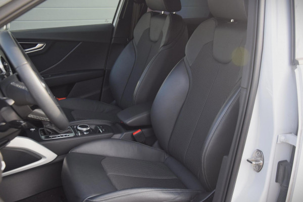 Audi Q2 35 TFSI S Edition CAMERA/VERWARMDE VOORSTOELEN/S-LINE EXTERIEUR