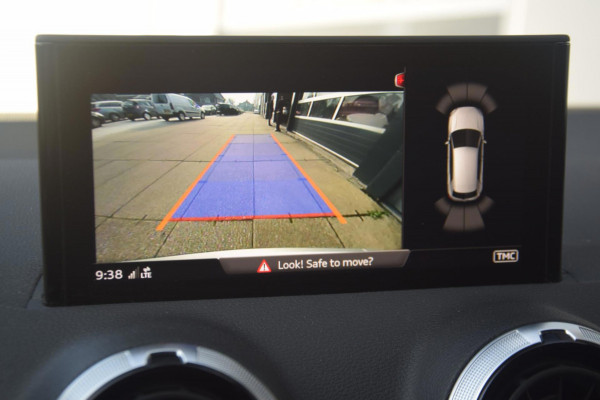 Audi Q2 35 TFSI S Edition CAMERA/VERWARMDE VOORSTOELEN/S-LINE EXTERIEUR