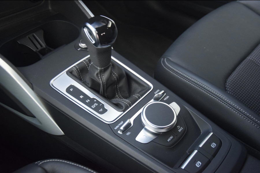 Audi Q2 35 TFSI S Edition CAMERA/VERWARMDE VOORSTOELEN/S-LINE EXTERIEUR