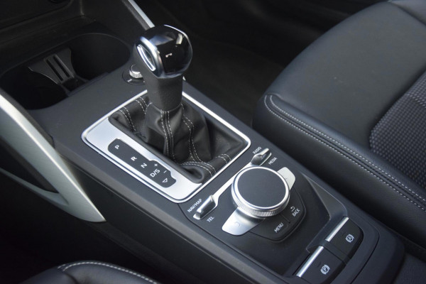 Audi Q2 35 TFSI S Edition CAMERA/VERWARMDE VOORSTOELEN/S-LINE EXTERIEUR