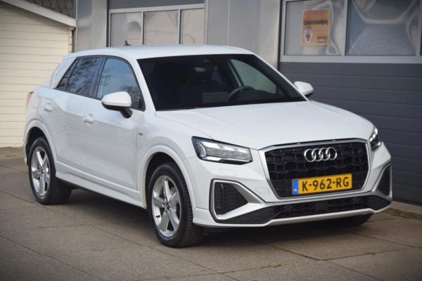 Audi Q2 35 TFSI S Edition CAMERA/VERWARMDE VOORSTOELEN/S-LINE EXTERIEUR