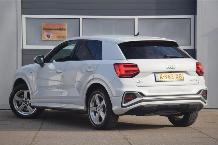 Audi Q2 35 TFSI S Edition CAMERA/VERWARMDE VOORSTOELEN/S-LINE EXTERIEUR