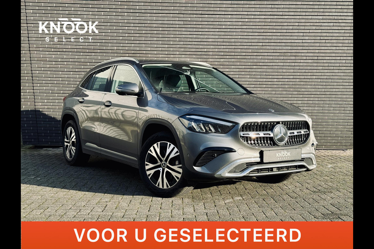 Mercedes-Benz GLA 180 Luxury Line | 360 Camera | Trekhaak | Sfeer | Mercedes-Benz GLA 180 Luxury Line | 360 Camera | Trekhaak | Sfeer |