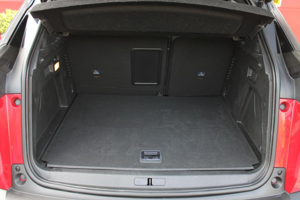 Peugeot 3008 1.6 HYbrid4 300PK GT PACK BUSINESS | PANORAMISCH SCHUIF/KANTEL DAK | NICHT VISION | AFNEEMBARE TREKHAAK | ELEKTRISCH BEDIENBARE VOORSTOEL MET MASSAGE FUNCTIE | ALCANTARA BEKLEDING | STOEL/VOORRUIT RAND VERWARMING | FULL LED KOPLAMPEN | BLACK PACK | 19" LICHTMETALEN VELGEN | APPLE CARPLAY/ANDROID AUTO | NAVIGATIE | CLIMATE CONTROL | ADAPTIVE CRUISE CONTROL | KEYLESS ENTRY/START | ELEKTRISCH BEDIENBARE ACHTERKLEP |