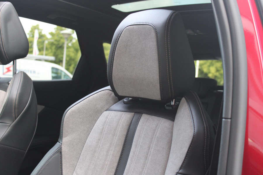 Peugeot 3008 1.6 HYbrid4 300PK GT PACK BUSINESS | PANORAMISCH SCHUIF/KANTEL DAK | NICHT VISION | AFNEEMBARE TREKHAAK | ELEKTRISCH BEDIENBARE VOORSTOEL MET MASSAGE FUNCTIE | ALCANTARA BEKLEDING | STOEL/VOORRUIT RAND VERWARMING | FULL LED KOPLAMPEN | BLACK PACK | 19" LICHTMETALEN VELGEN | APPLE CARPLAY/ANDROID AUTO | NAVIGATIE | CLIMATE CONTROL | ADAPTIVE CRUISE CONTROL | KEYLESS ENTRY/START | ELEKTRISCH BEDIENBARE ACHTERKLEP |