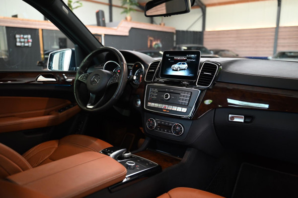 Mercedes-Benz GLE 500 e 4MATIC - Massagestoelen - 360 Camera - Distronic+ - Stuurverwarming - Stoelventilatie -