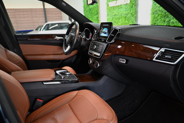 Mercedes-Benz GLE 500 e 4MATIC - Massagestoelen - 360 Camera - Distronic+ - Stuurverwarming - Stoelventilatie -