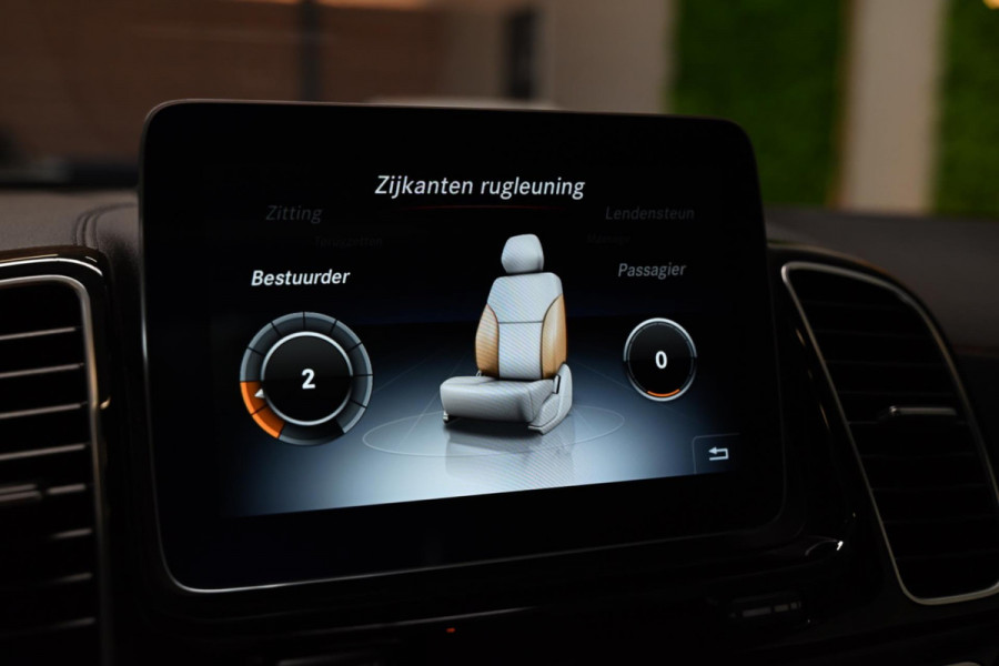 Mercedes-Benz GLE 500 e 4MATIC - Massagestoelen - 360 Camera - Distronic+ - Stuurverwarming - Stoelventilatie -