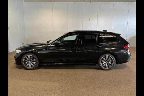 BMW 3 Serie Touring 320i M SPORTPAKKET-ACC-SPORTSTOELEN-CAMERA-COMPLEET