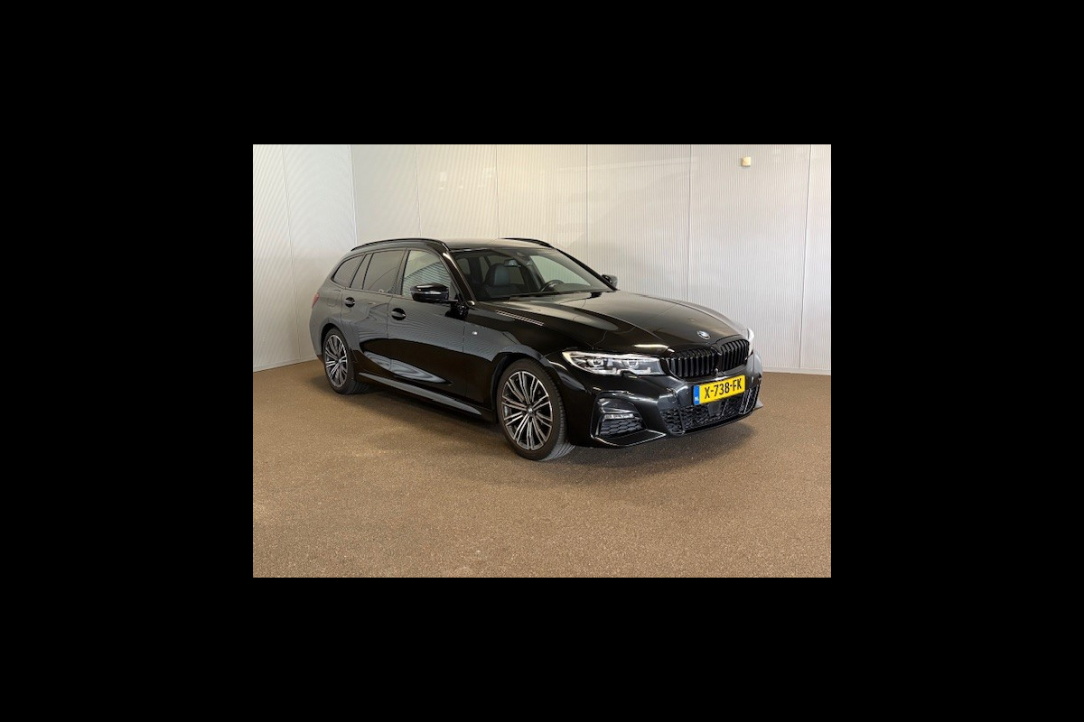 BMW 3 Serie Touring 320i M SPORTPAKKET-ACC-SPORTSTOELEN-CAMERA-COMPLEET BMW 3 Serie Touring 320i M SPORTPAKKET-ACC-SPORTSTOELEN-CAMERA-COMPLEET