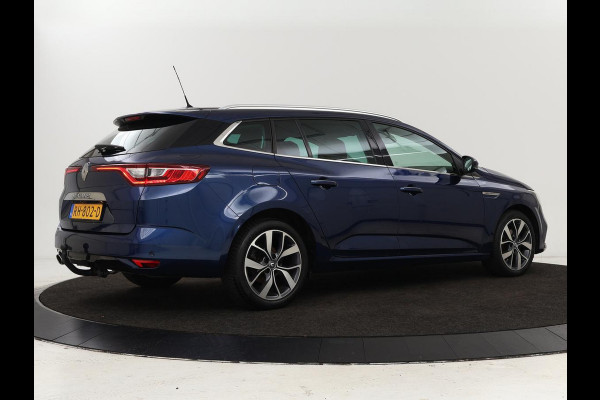 Renault Mégane 1.2 TCe Bose | Trekhaak | Half leder | Camera | Massage | Navigatie | Climate control | Park Assist | Cruise control | Keyless