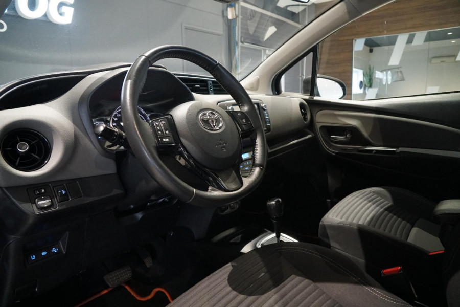 Toyota Yaris 1.5 Hybrid Active + CAMERA / NAVIGATIE / CRUISE CONTROL