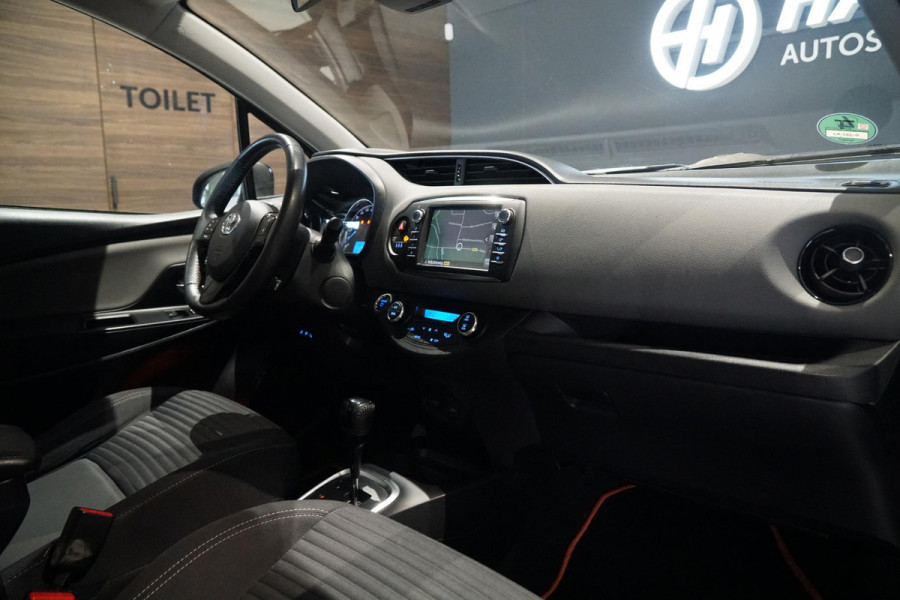 Toyota Yaris 1.5 Hybrid Active + CAMERA / NAVIGATIE / CRUISE CONTROL