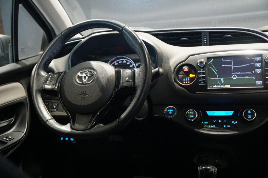 Toyota Yaris 1.5 Hybrid Active + CAMERA / NAVIGATIE / CRUISE CONTROL