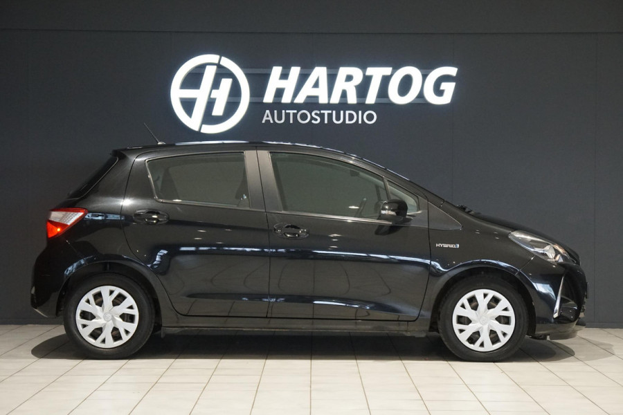 Toyota Yaris 1.5 Hybrid Active + CAMERA / NAVIGATIE / CRUISE CONTROL
