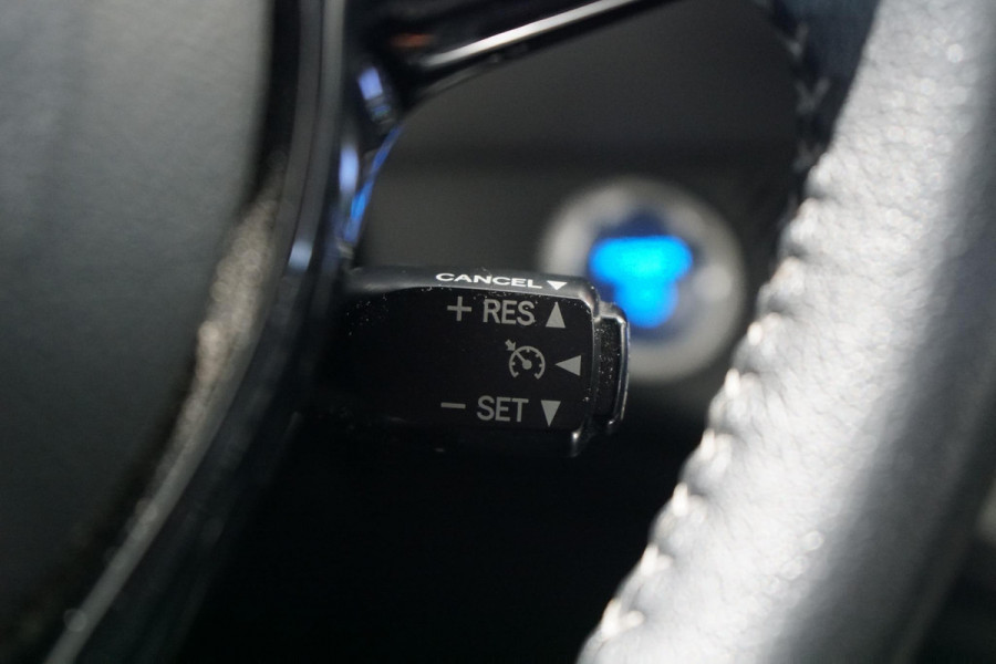 Toyota Yaris 1.5 Hybrid Active + CAMERA / NAVIGATIE / CRUISE CONTROL