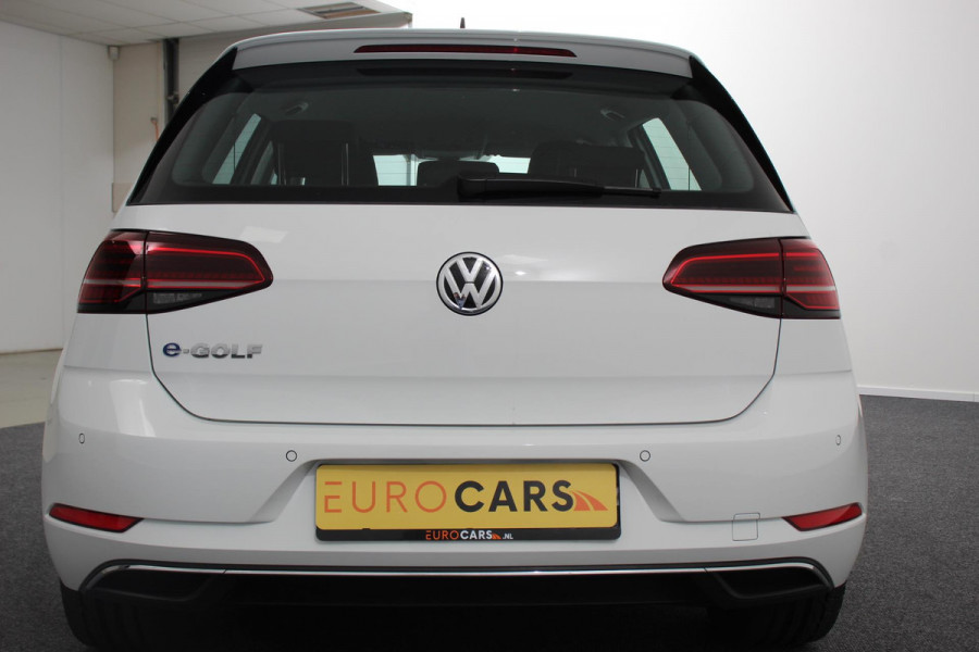 Volkswagen e-Golf e-Golf |  Navigatie | Climate control | Digitale Cockpit | Led | Stoelverwarming | Camera |