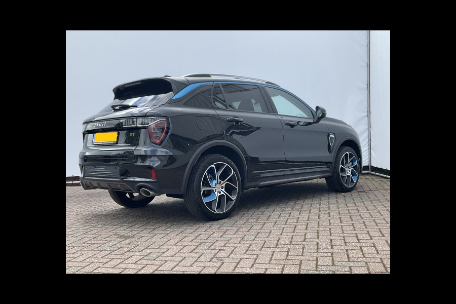 Lynk & Co 01 1.5 PHEV 262pk 360°Cam Carplay Pano.dak Stoelverw. Incl BTW Plug-in