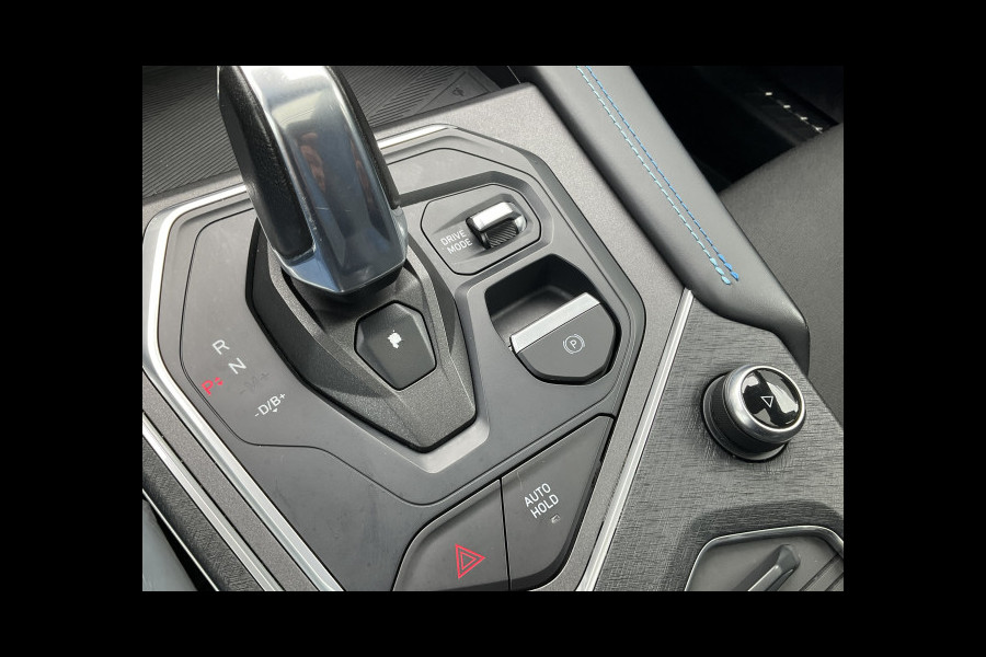 Lynk & Co 01 1.5 PHEV 262pk 360°Cam Carplay Pano.dak Stoelverw. Incl BTW Plug-in