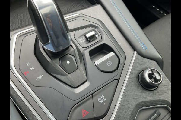 Lynk & Co 01 1.5 PHEV 262pk 360°Cam Carplay Pano.dak Stoelverw. Incl BTW Plug-in