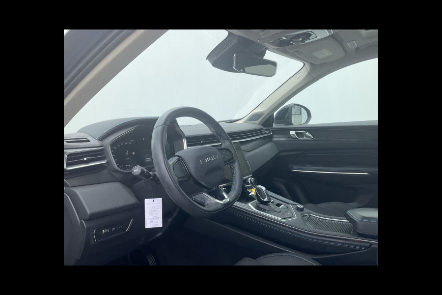Lynk & Co 01 1.5 PHEV 262pk 360°Cam Carplay Pano.dak Stoelverw. Incl BTW Plug-in