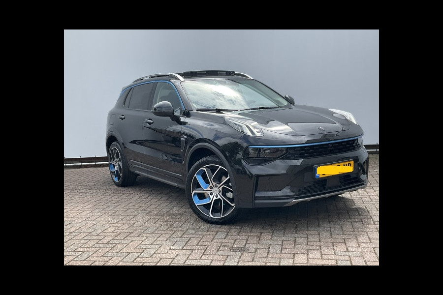 Lynk & Co 01 1.5 PHEV 262pk 360°Cam Carplay Pano.dak Stoelverw. Incl BTW Plug-in
