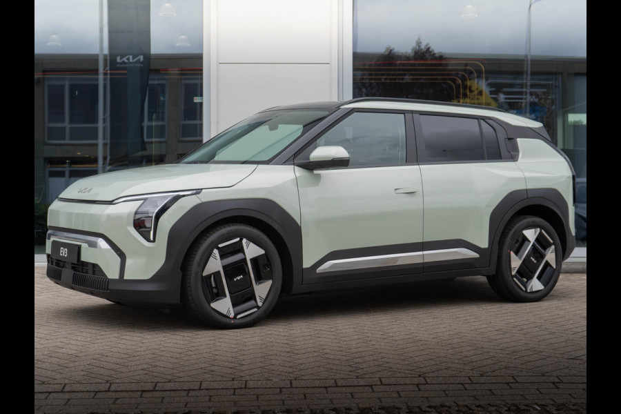 Kia EV3 Plus Advanced 81.4 kWh | OP VOORAAD DIRECT LEVERBAAR | Schuifkanteldak | Harman en kardon |