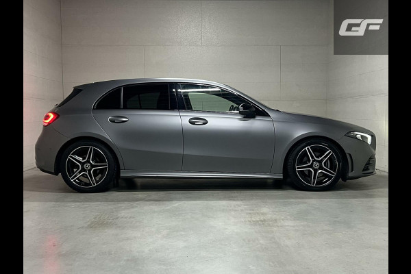 Mercedes-Benz A-Klasse 180 AMG Matgrijs Sfeerverlichting Carplay