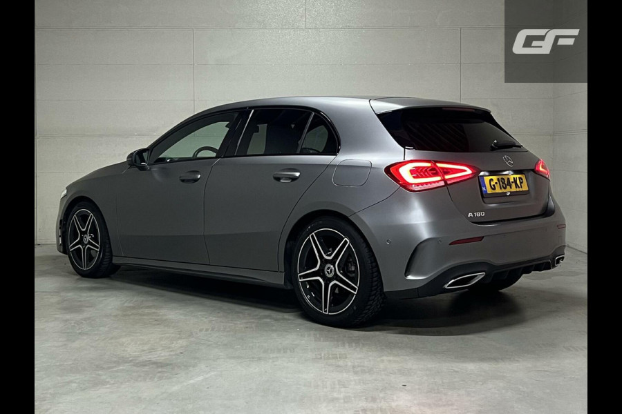 Mercedes-Benz A-Klasse 180 AMG Matgrijs Sfeerverlichting Carplay