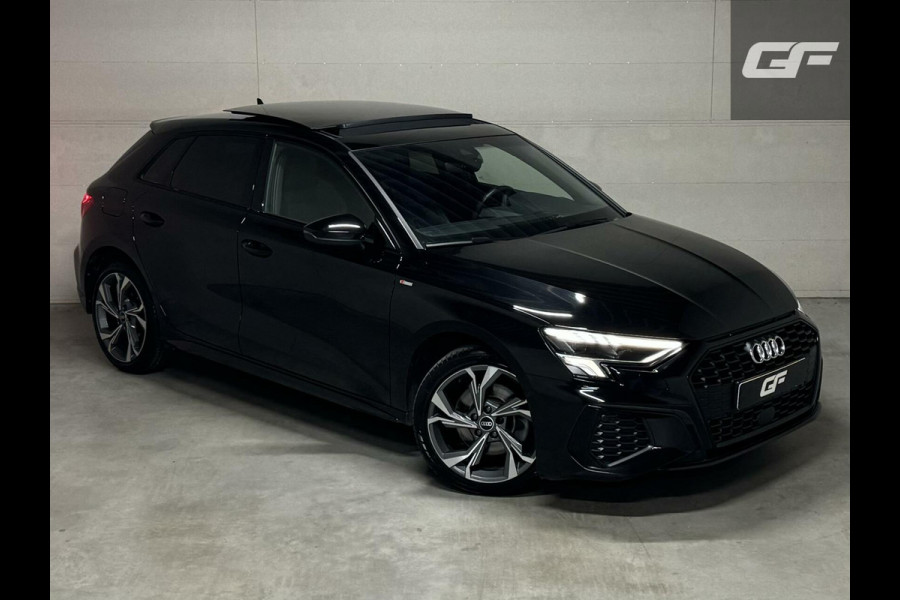 Audi A3 Sportback 40 TFSI e Black Edition S-line Pano Sfeer