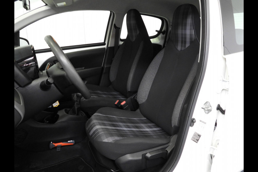 Peugeot 108 1.0 e-VTi Active Premium AIRCO/BLUETOOTH/PDC!