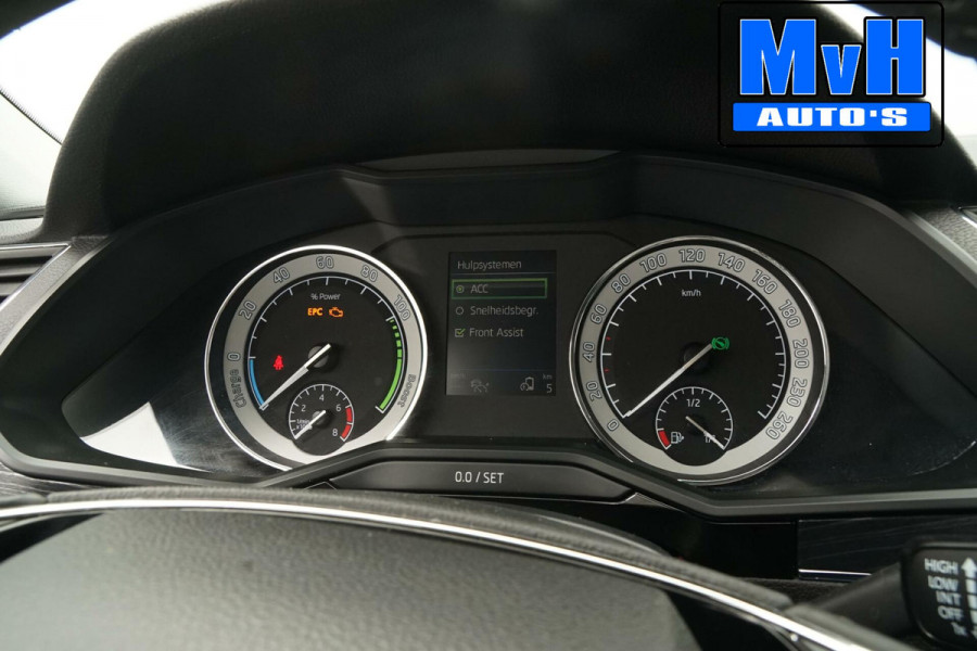 Škoda Superb Combi 1.4 TSI iV Business Edition Plus|
