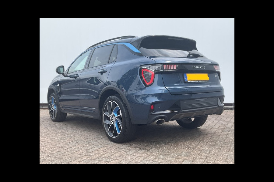 Lynk & Co 01 1.5 PHEV 262pk 360°Cam Carplay Pano.dak Stoelverw. Incl BTW Plug-in