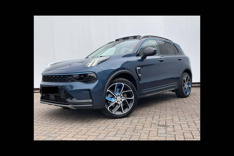 Lynk & Co 01 1.5 PHEV 262pk 360°Cam Carplay Pano.dak Stoelverw. Incl BTW Plug-in