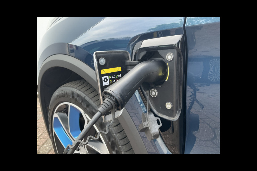 Lynk & Co 01 1.5 PHEV 262pk 360°Cam Carplay Pano.dak Stoelverw. Incl BTW Plug-in
