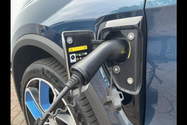 Lynk & Co 01 1.5 PHEV 262pk 360°Cam Carplay Pano.dak Stoelverw. Incl BTW Plug-in