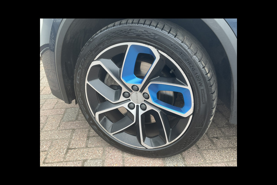 Lynk & Co 01 1.5 PHEV 262pk 360°Cam Carplay Pano.dak Stoelverw. Incl BTW Plug-in