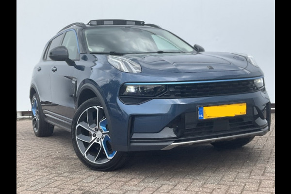 Lynk & Co 01 1.5 PHEV 262pk 360°Cam Carplay Pano.dak Stoelverw. Incl BTW Plug-in