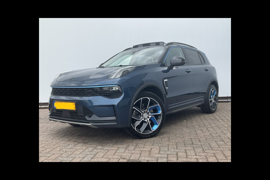 Lynk & Co 01 1.5 PHEV 262pk 360°Cam Carplay Pano.dak Stoelverw. Incl BTW Plug-in