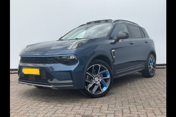 Lynk & Co 01 1.5 PHEV 262pk 360°Cam Carplay Pano.dak Stoelverw. Incl BTW Plug-in