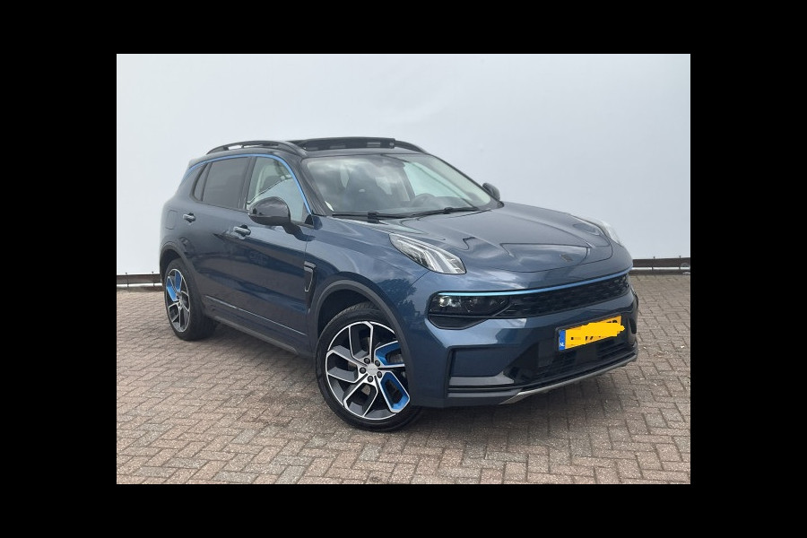 Lynk & Co 01 1.5 PHEV 262pk 360°Cam Carplay Pano.dak Stoelverw. Incl BTW Plug-in
