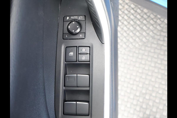 Toyota RAV4 2.5 HYBRID BI-TONE PACK AUTOMAAT TREKHAAK. ALARM.GARANTIE TOT 2030*